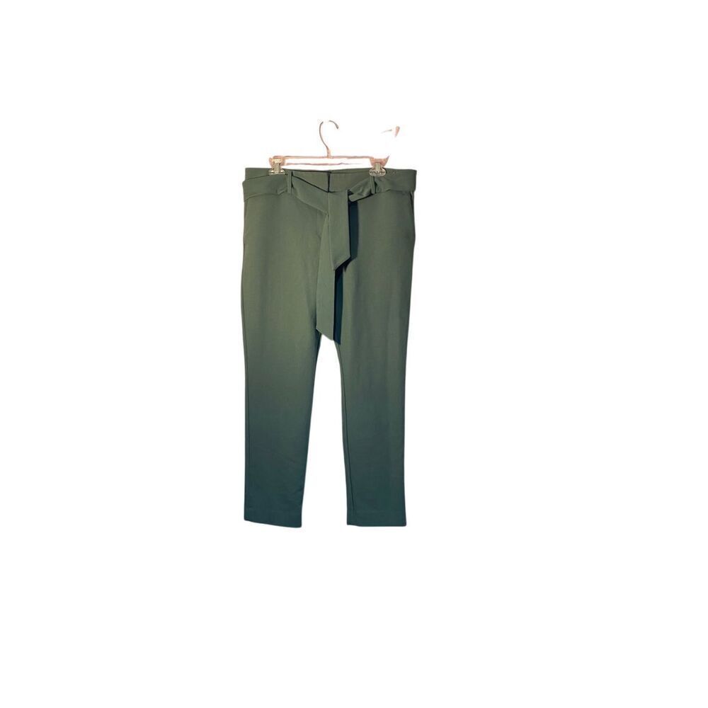 Loft women’s green Marisa pants with tie belt, size 10